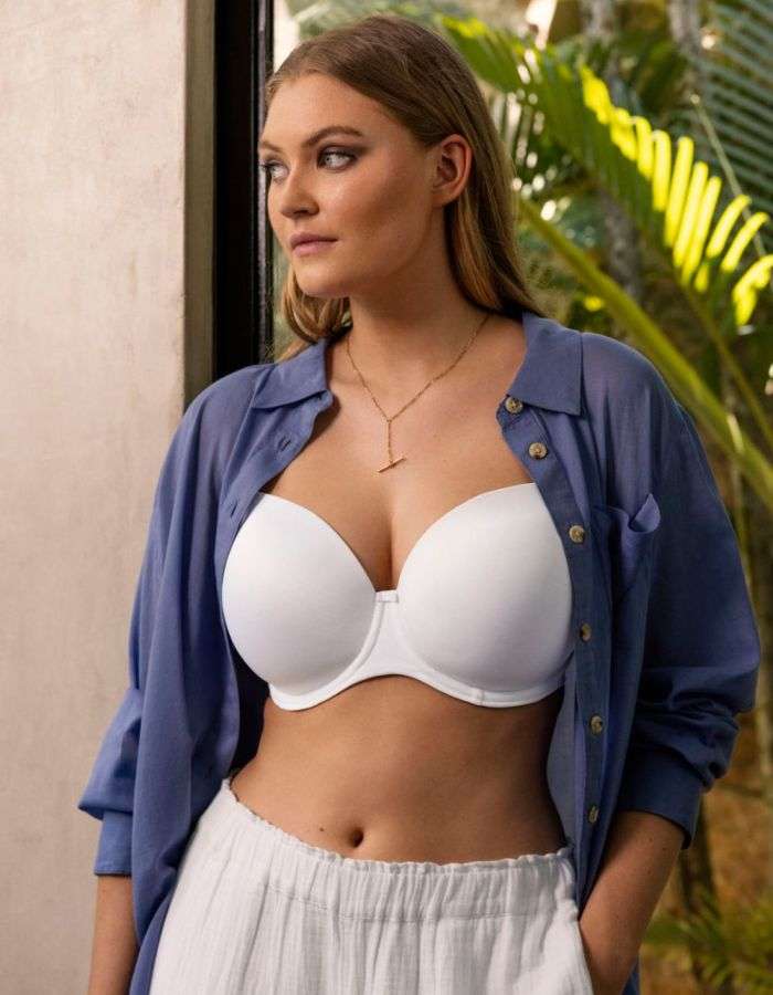Fantasie Smoothease collection of bras and briefs