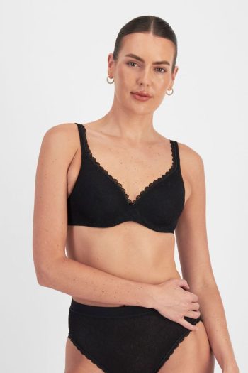 Berlei Barely There Lace Contour Bra, Black, Front View