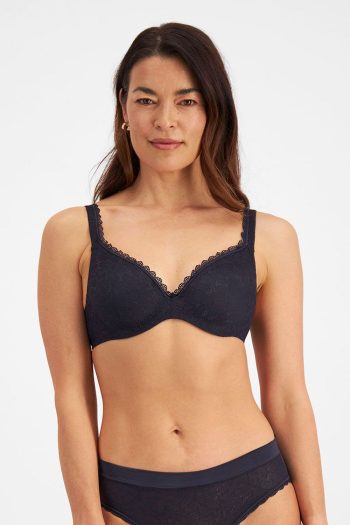 Berlei Barely There Lace Contour Bra, Navy, Front View