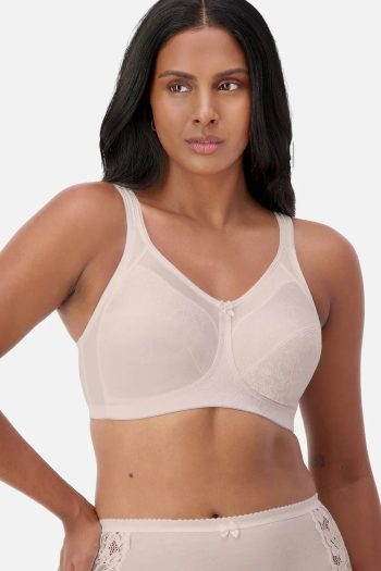 Triumph Endless Comfort Wirefree Bra, Fresh Powder, Front View